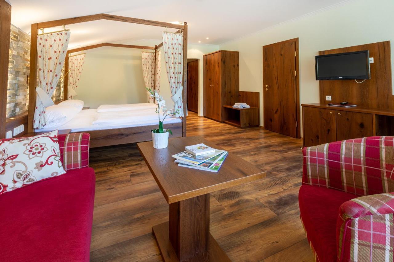 Sackmann Wanderhotel バイアースブロン エクステリア 写真